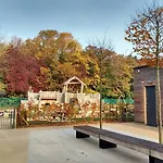 Tranquility In Bloom: Refreshing 2Br Apartment